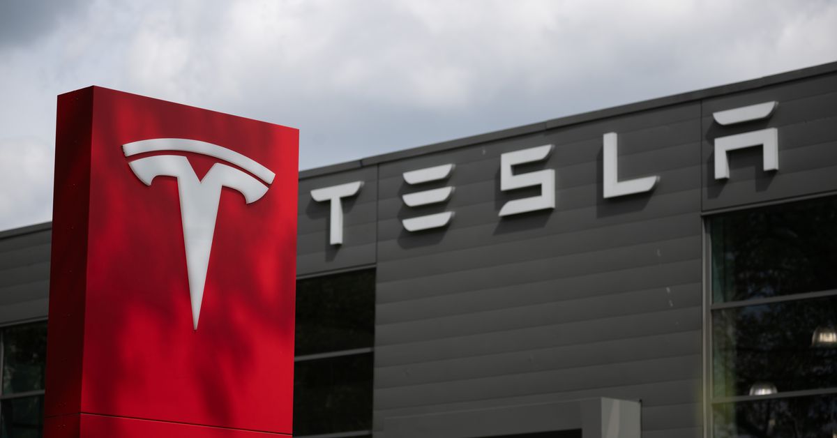 Tesla’s Autopilot is under investigation again following ‘recall’ software update