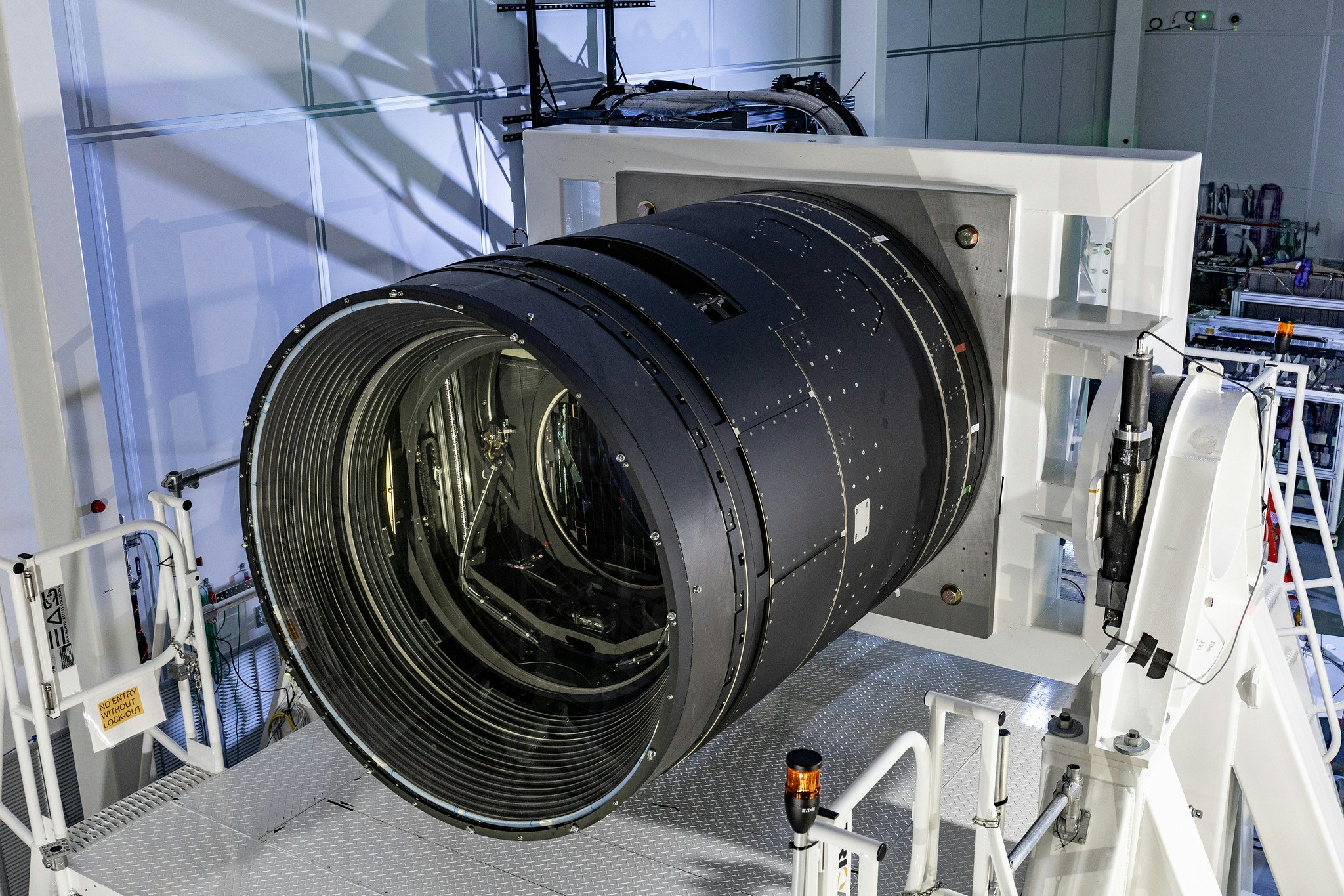 Look! The Largest Digital Camera In the World Is Ready to Revolutionize Astronomy