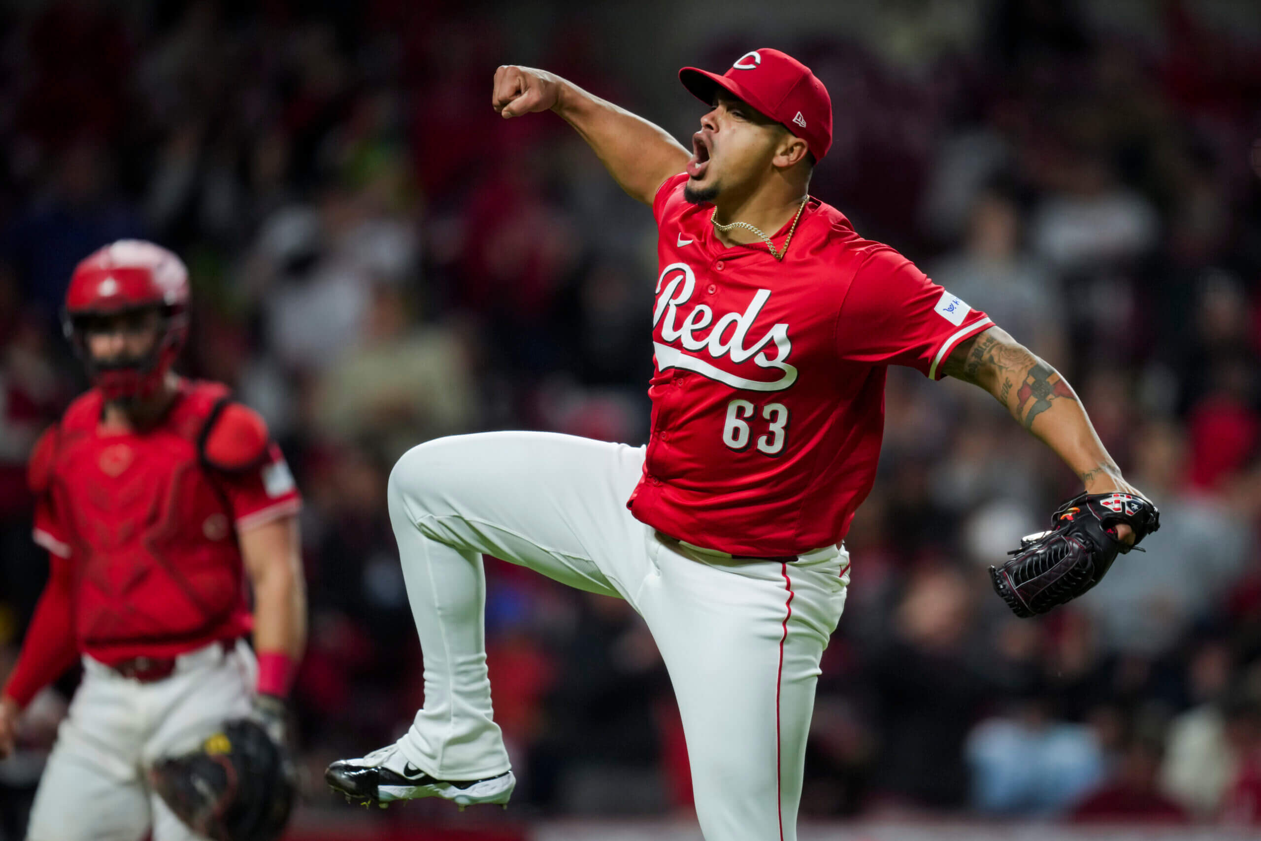 Reds reliever Fernando Cruz is more than his ‘gift from God’