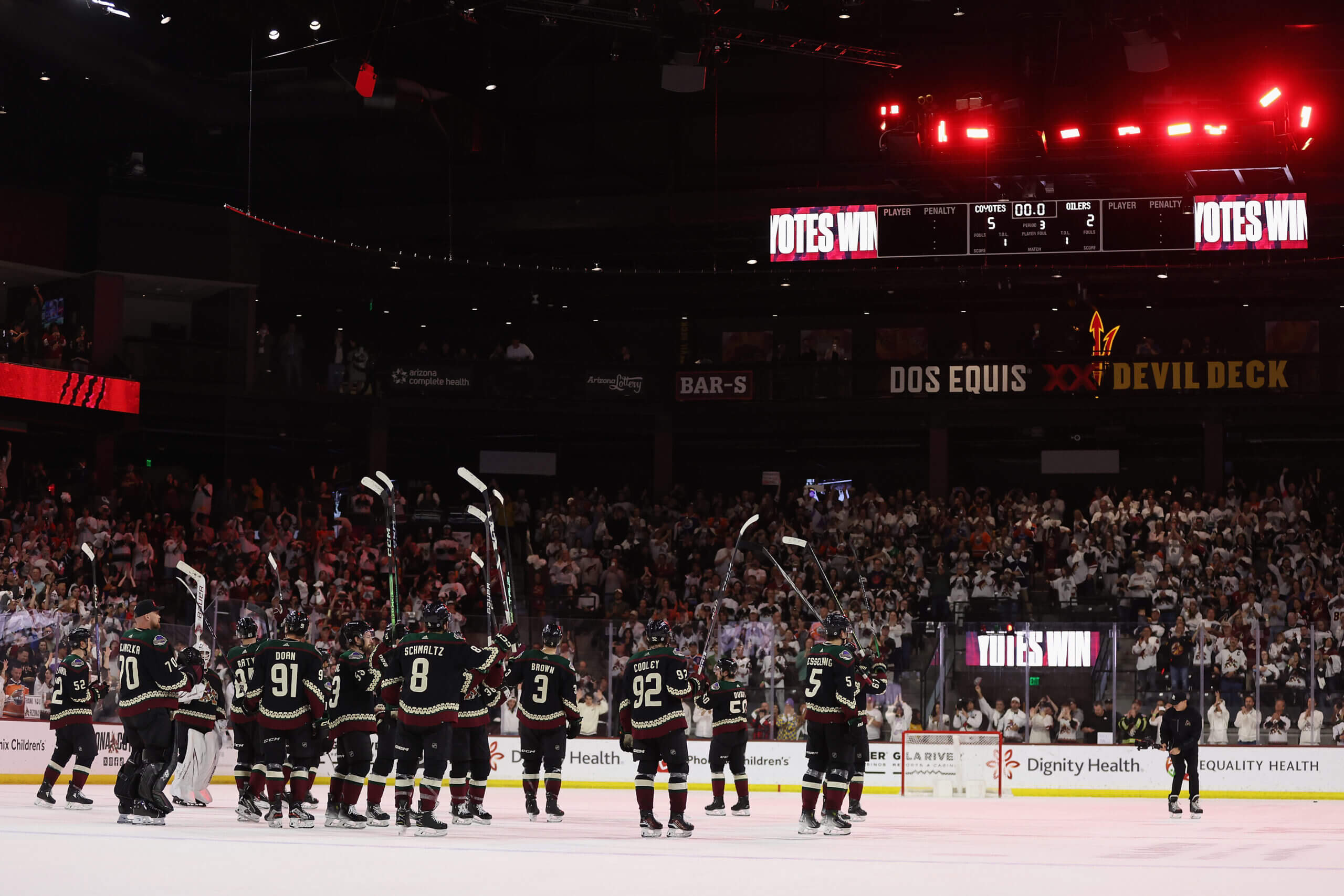 Coyotes say goodbye, close chapter in Arizona before Salt Lake City relocation