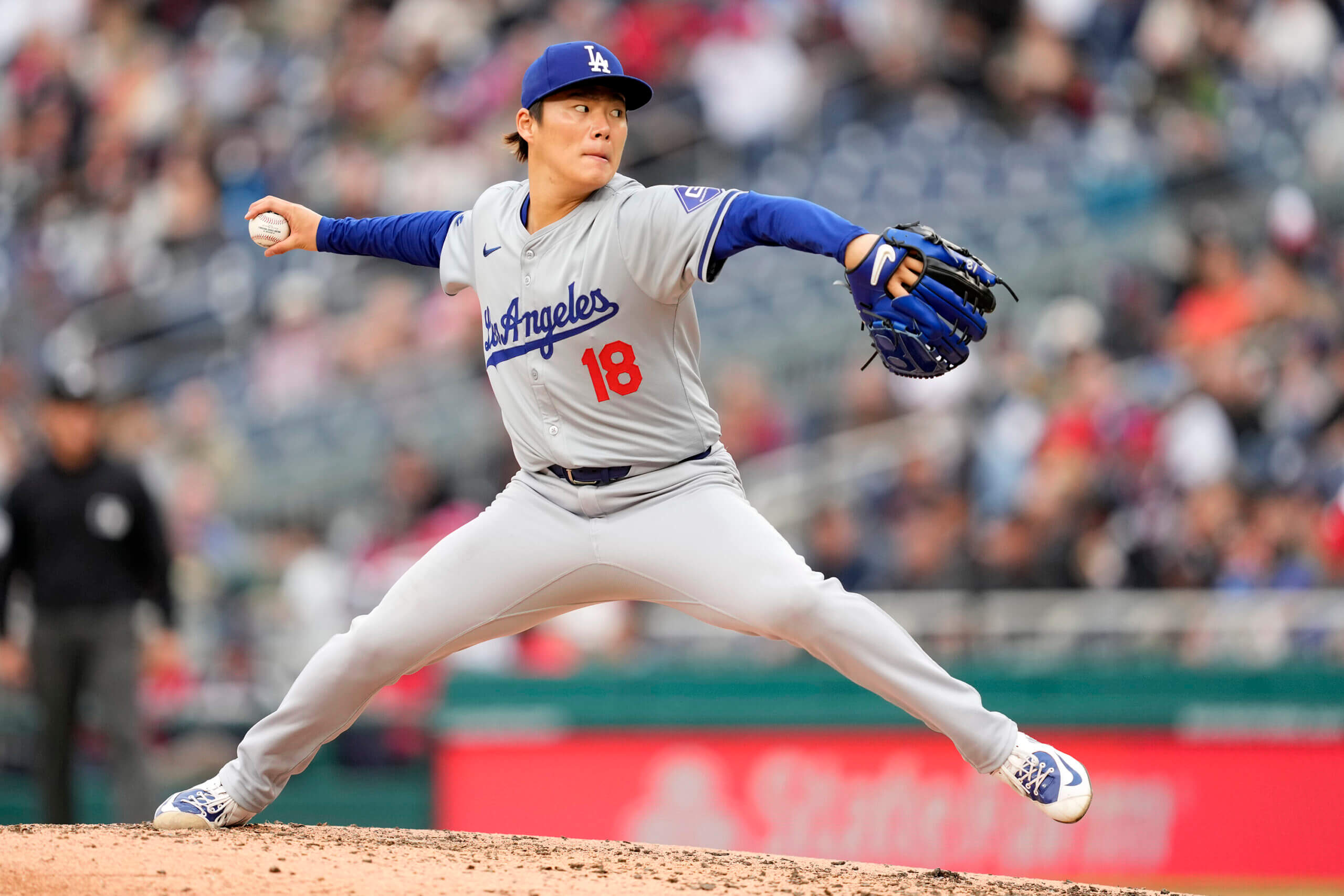 Dodgers’ Yoshinobu Yamamoto avoids danger, rides fastball in his finest big-league start
