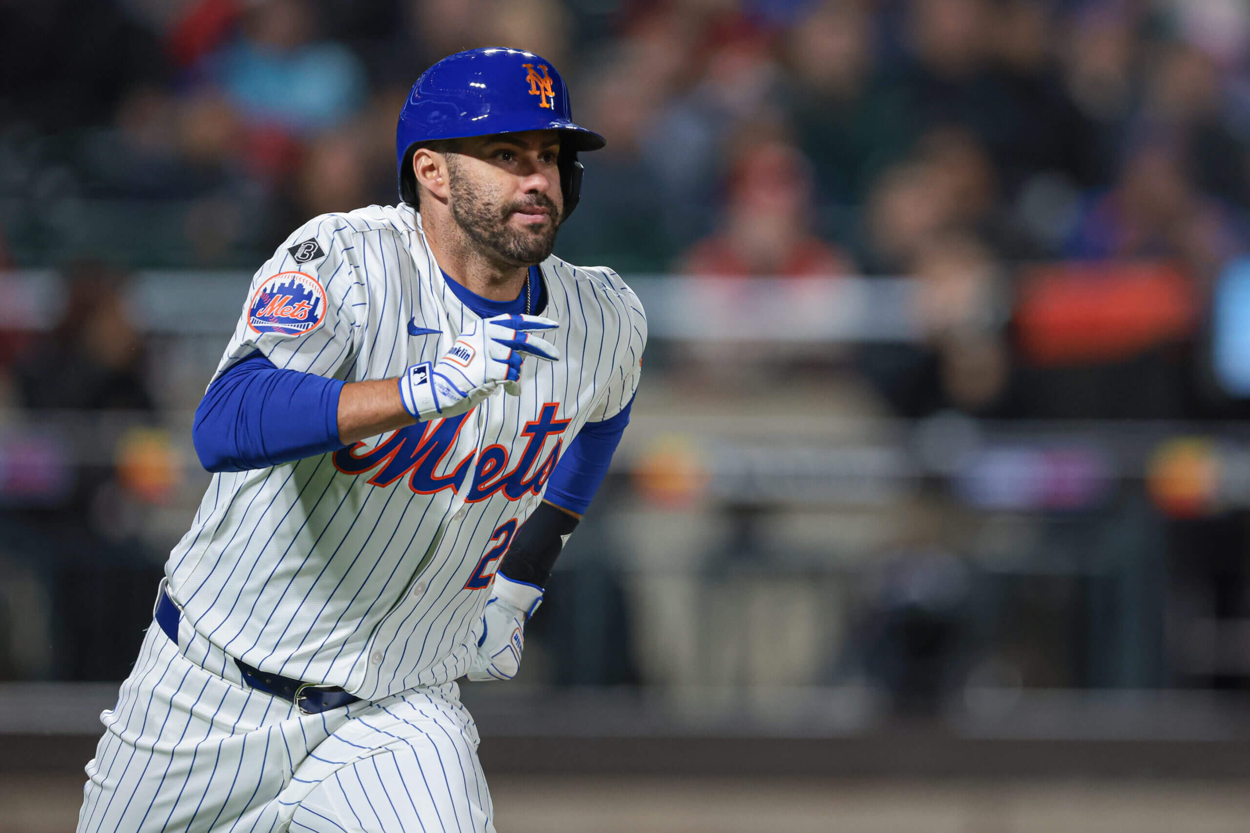 How J.D. Martinez’s presence may impact the Mets’ lineup and roster