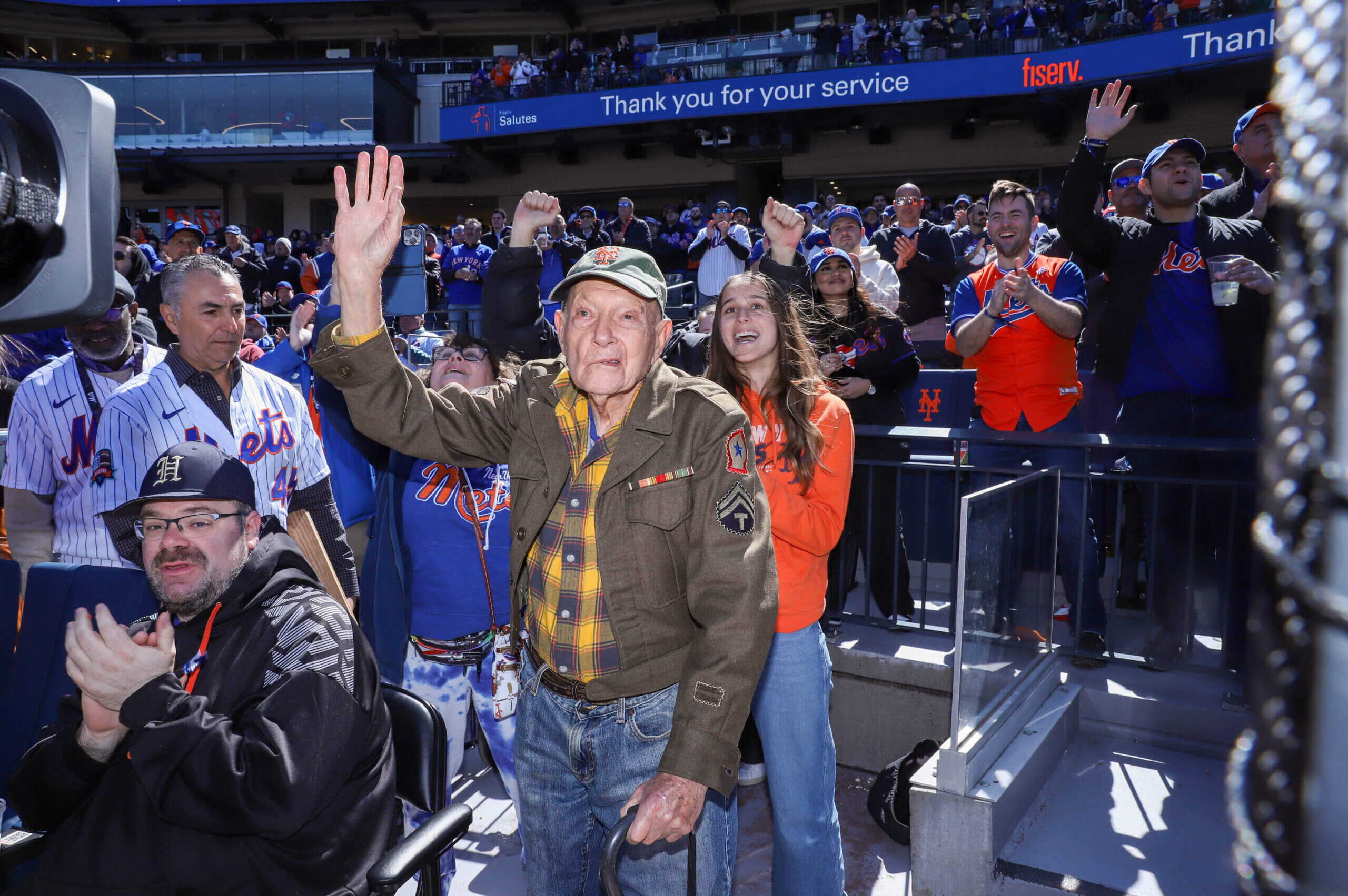 Mets celeb Seymour Weiner, age 97, has heard your jokes — and he loves them