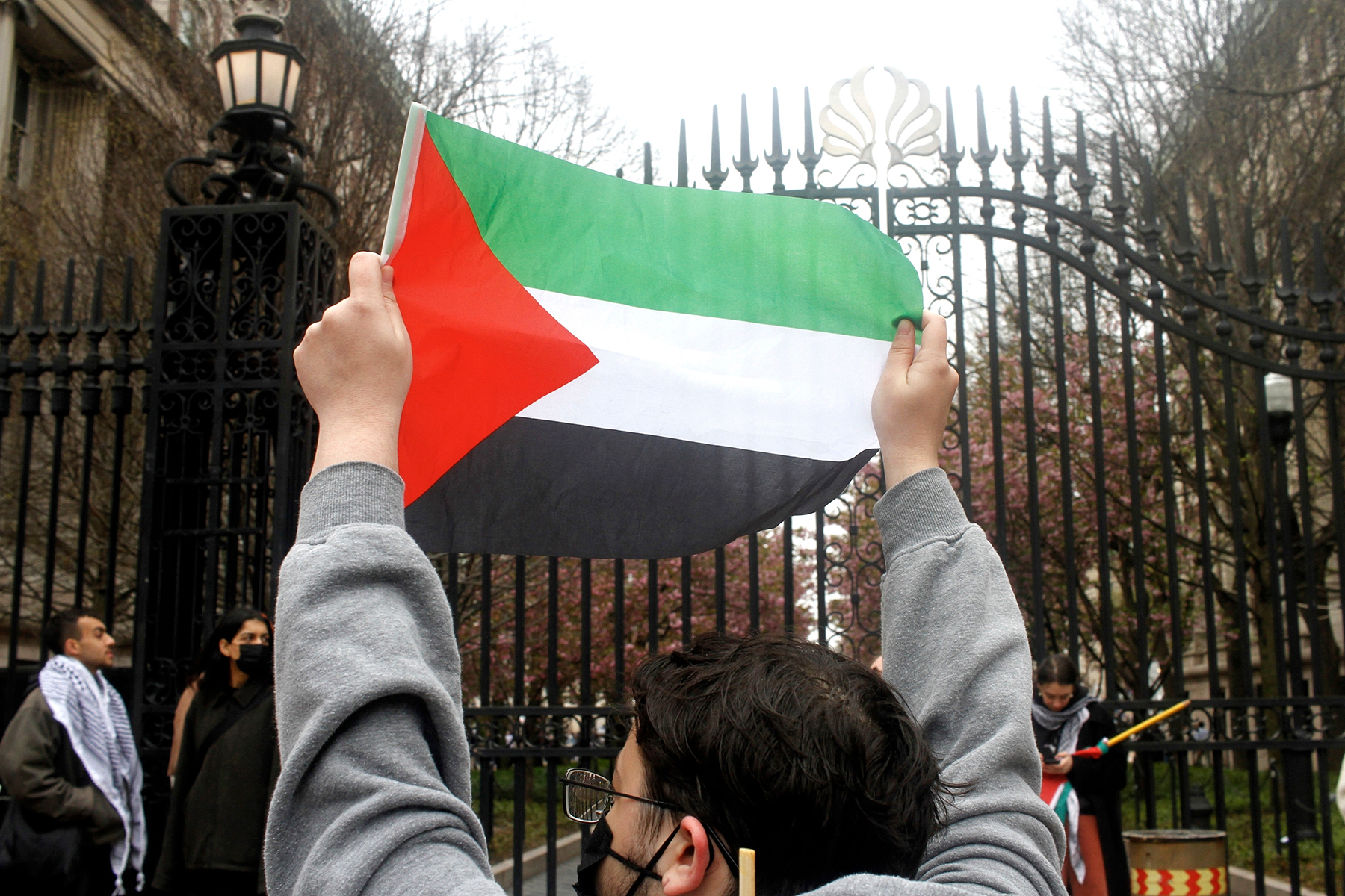 Columbia Cracks Down on Pro-Palestine Protest After Congressional Hearing